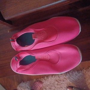 Girls water shoes!